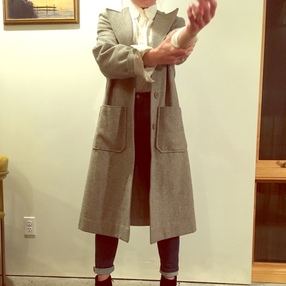 Vintage gray long peacoat